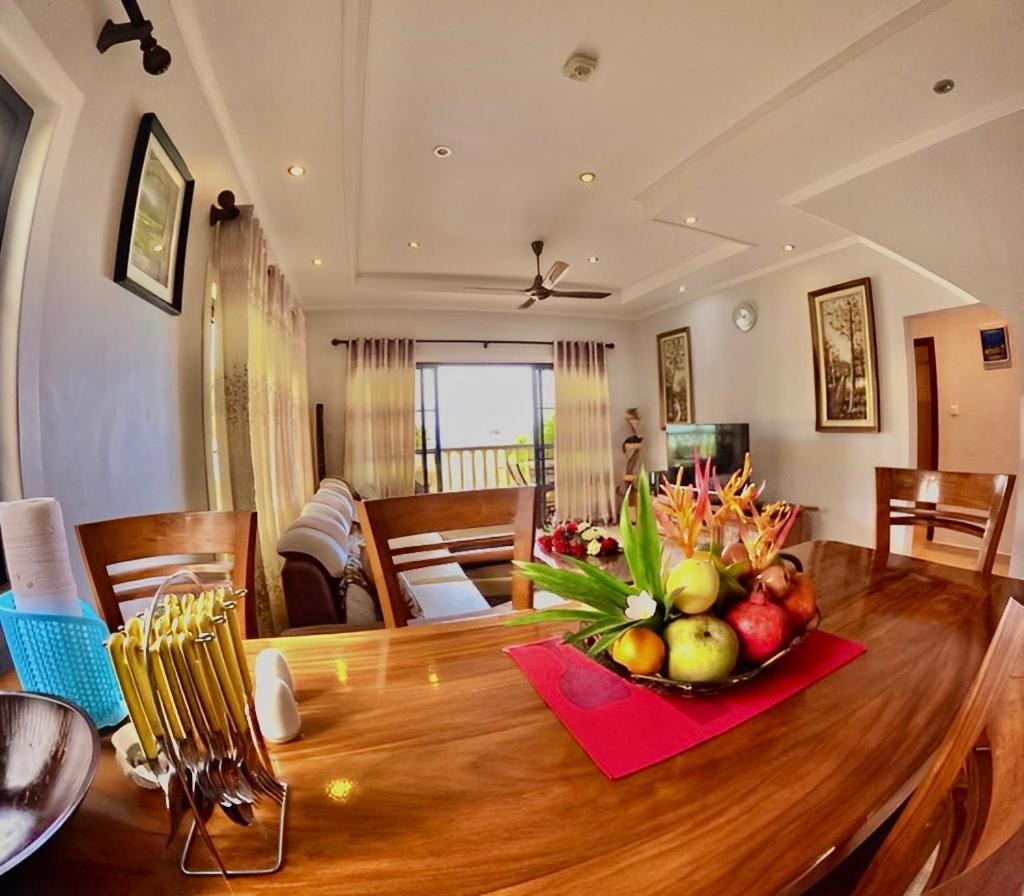 Belle Montagne Holiday Apartments Grand Anse  エクステリア 写真