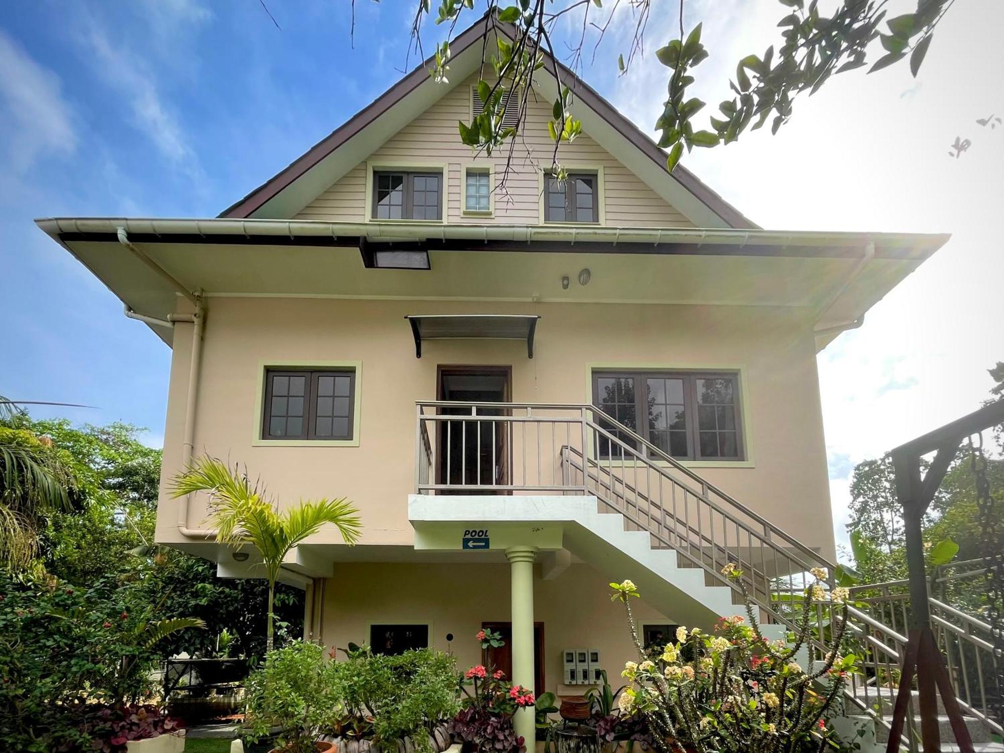 Belle Montagne Holiday Apartments Grand Anse  エクステリア 写真