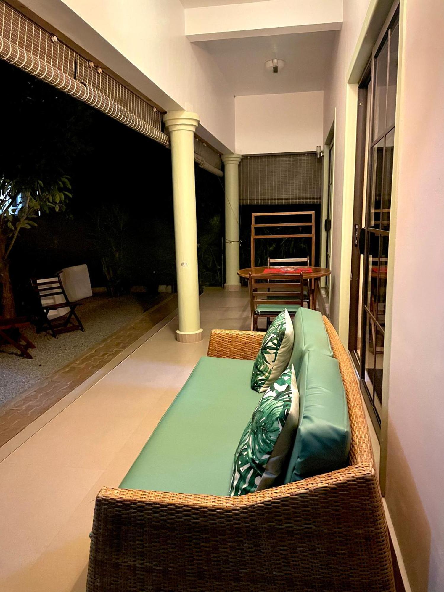 Belle Montagne Holiday Apartments Grand Anse  エクステリア 写真