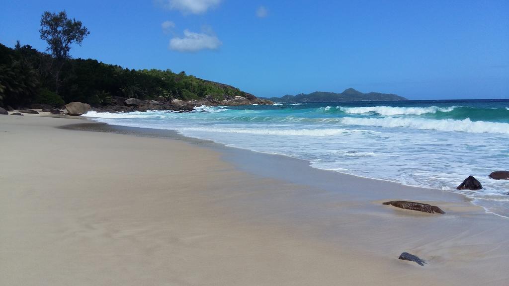 Belle Montagne Holiday Apartments Grand Anse  エクステリア 写真