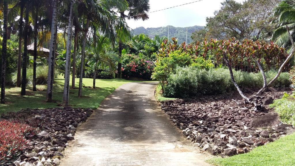 Belle Montagne Holiday Apartments Grand Anse  エクステリア 写真