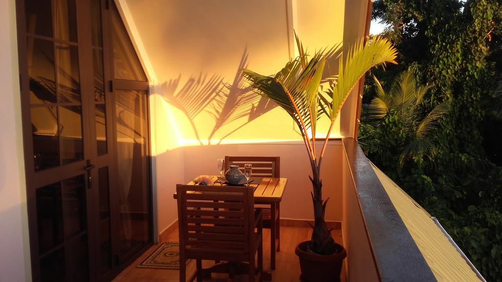 Belle Montagne Holiday Apartments Grand Anse  エクステリア 写真